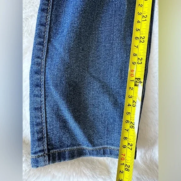 GUESS Jeans - Picture 5 of 6